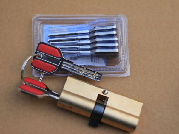 咸阳市24小时上门开锁公司