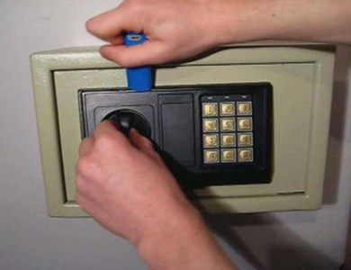 咸阳市24小时上门开锁公司